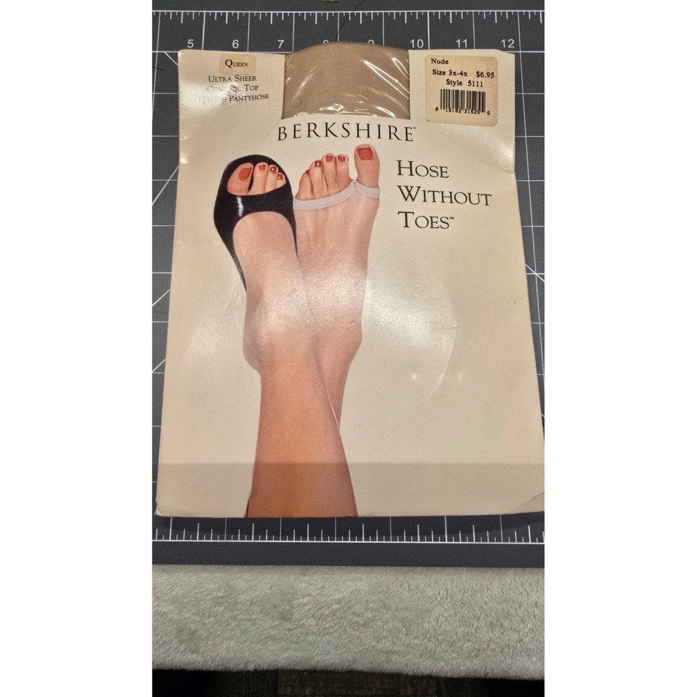 Berkshire Hose Without Toes Ultra Sheer Control Top Pantyhose Nude 3x-4x 5111
